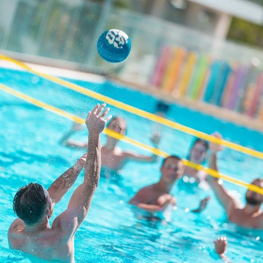 Water volleyball